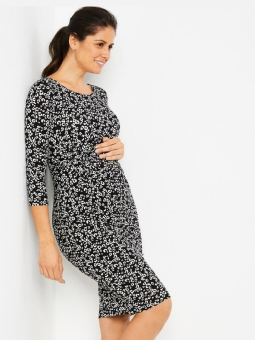 A Pea In A Pod Black & White Leopard Print Maternity Knit Sheath Dress